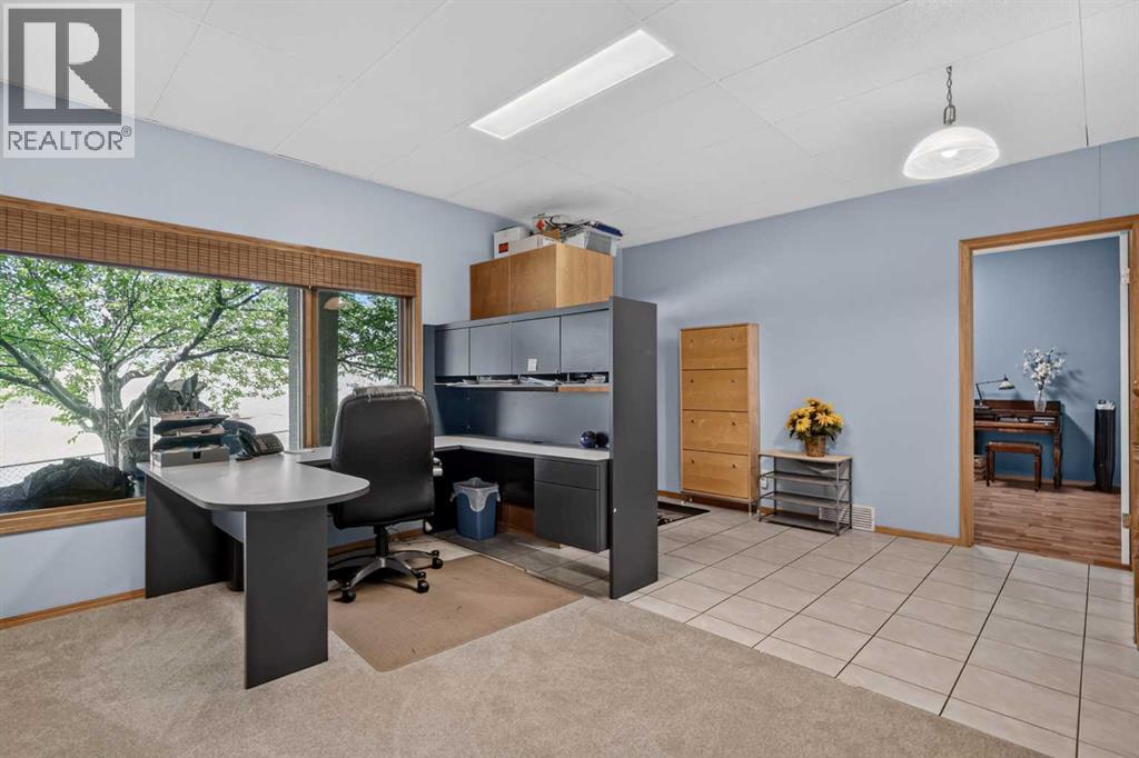 166 Scenic Ridge Crescent NW, Calgary, Alberta  T3L 1V7 - Photo 35 - A2324714