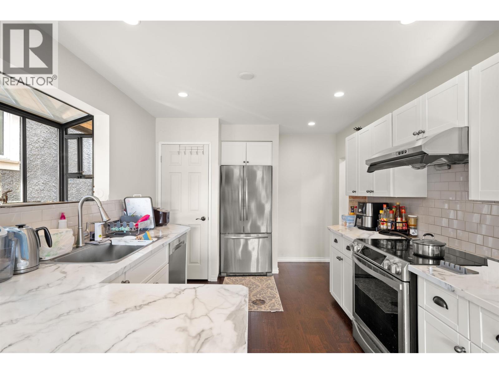 1554 W 65th Ave Avenue, Vancouver, British Columbia  V6P 2R1 - Photo 3 - R3156821