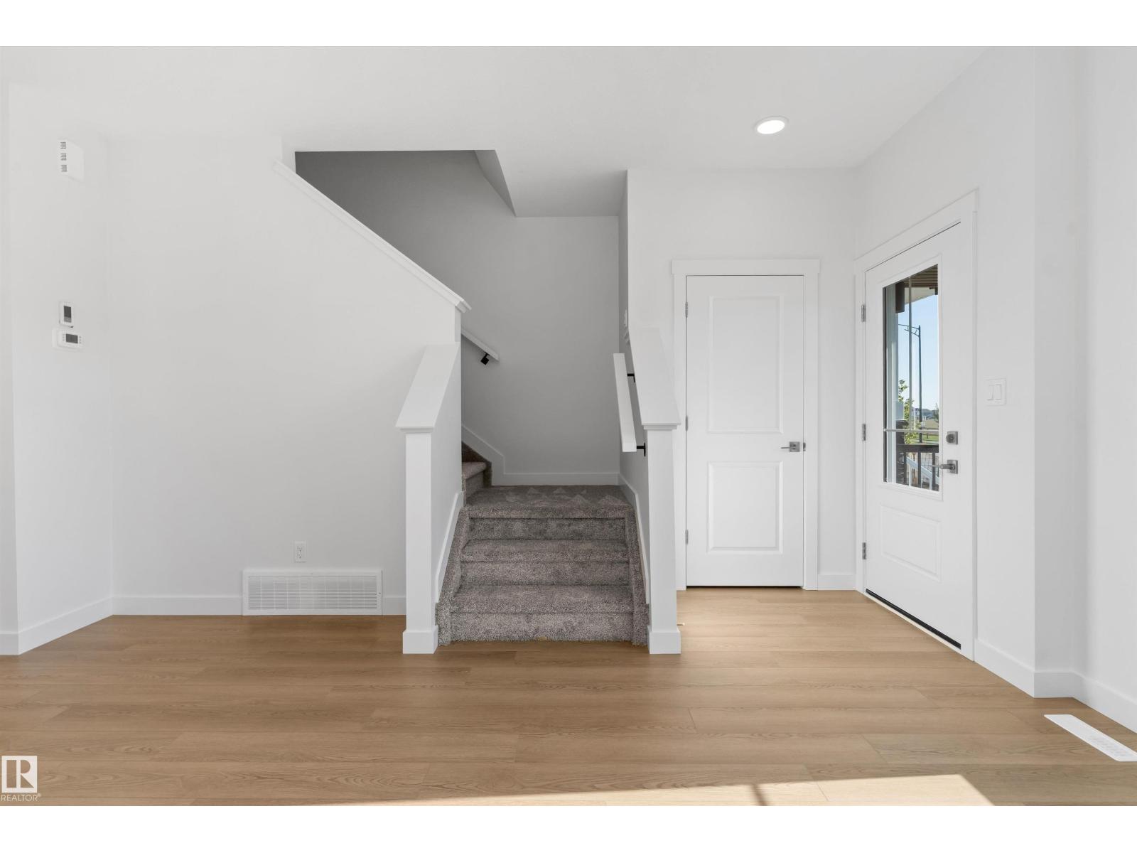 1609 210a St NW, Edmonton, Alberta  T6M 3E1 - Photo 10 - E4484209