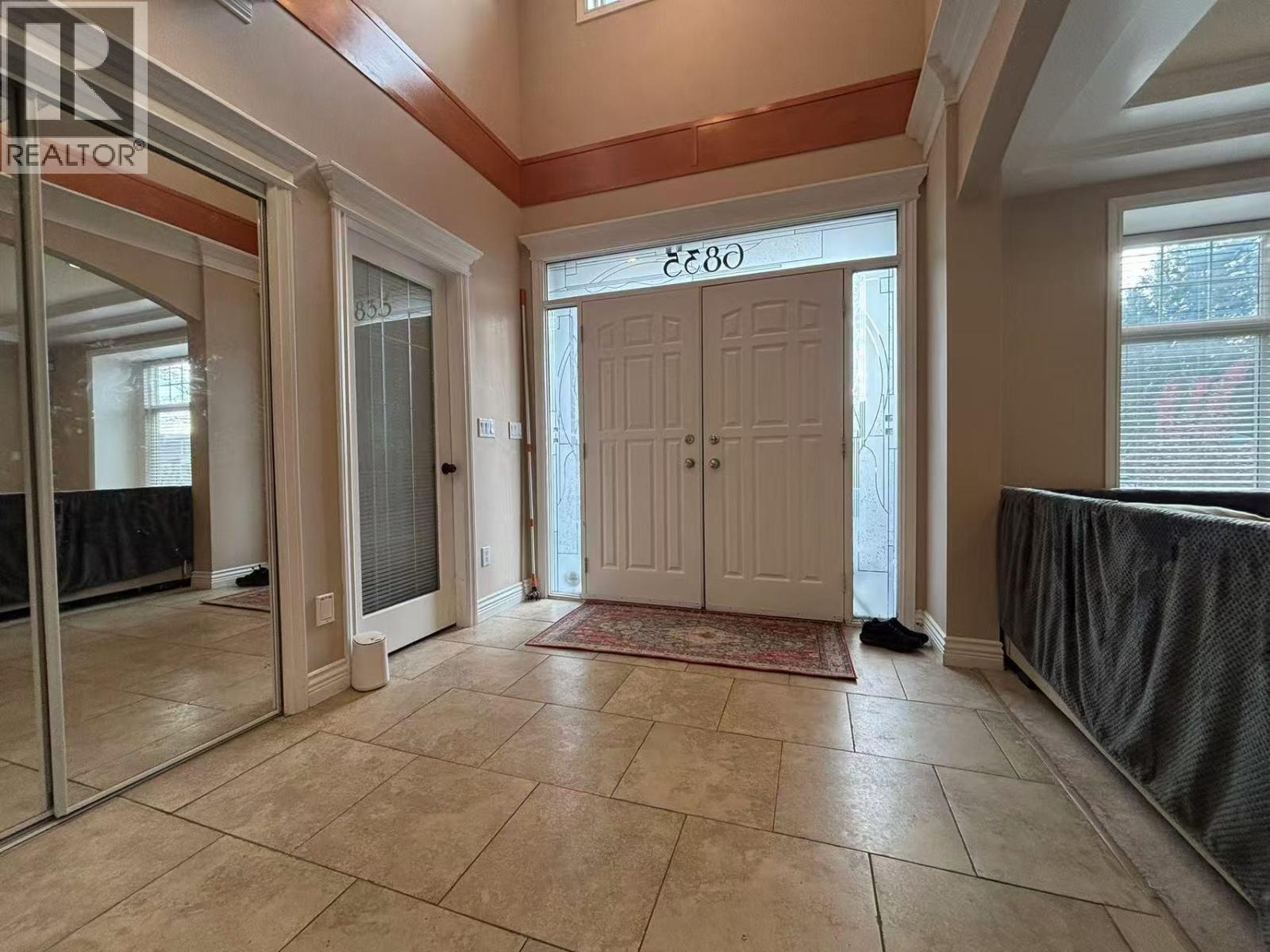 6835 Burford Street, Burnaby, British Columbia  V5E 1R9 - Photo 2 - R3152670