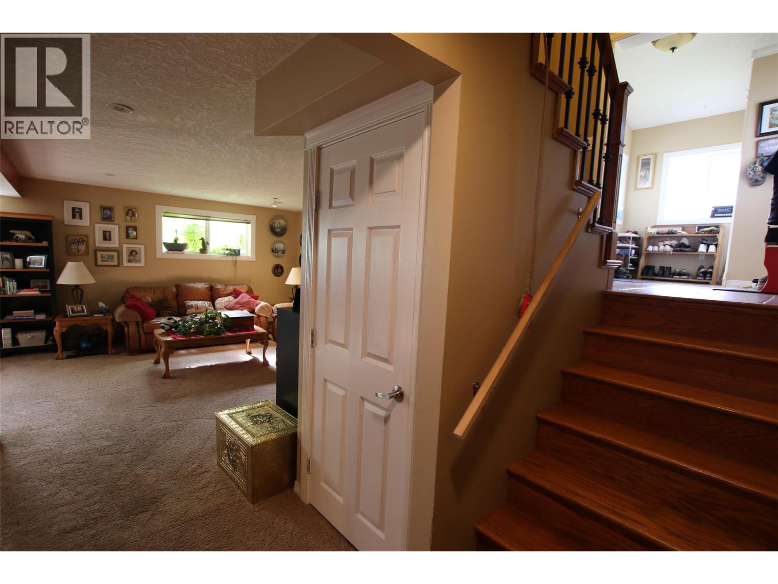 40 Kinuseo Place, Tumbler Ridge, British Columbia  V0C 2W0 - Photo 17 - 10398116