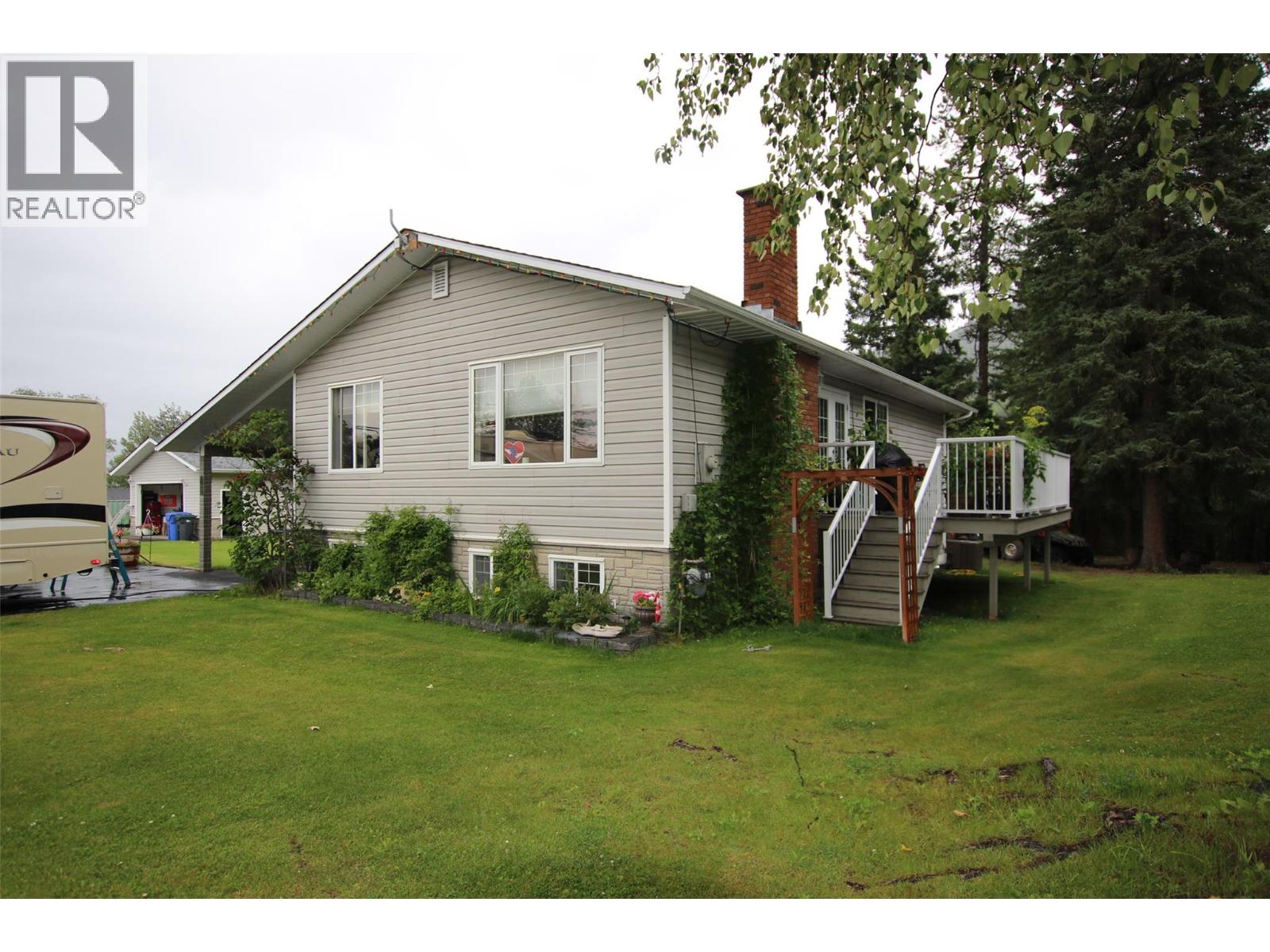 40 Kinuseo Place, Tumbler Ridge, British Columbia  V0C 2W0 - Photo 32 - 10398116