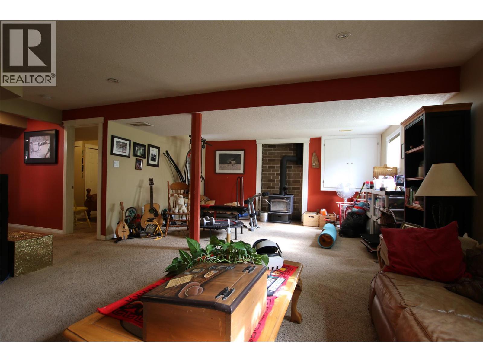 40 Kinuseo Place, Tumbler Ridge, British Columbia  V0C 2W0 - Photo 18 - 10398116