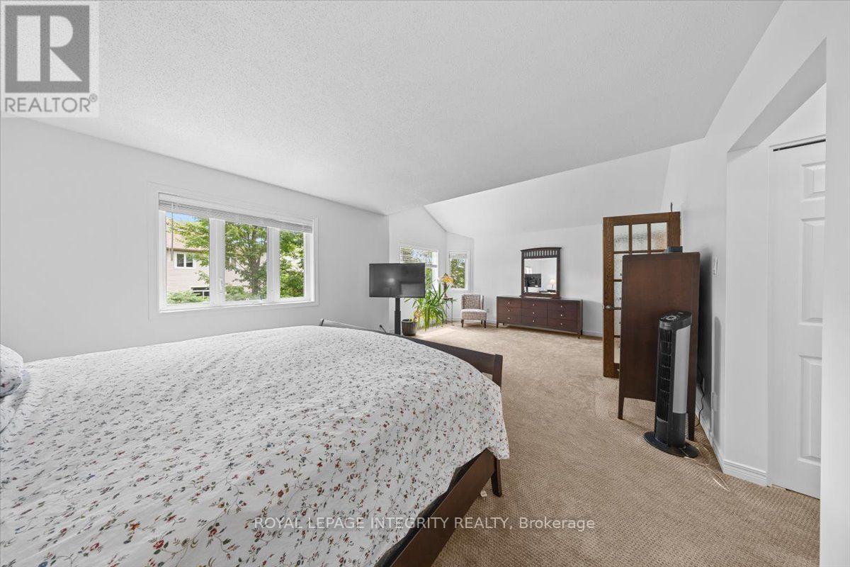 40 Bon Echo Crescent, Ottawa, Ontario  K2M 2W6 - Photo 33 - X13689308