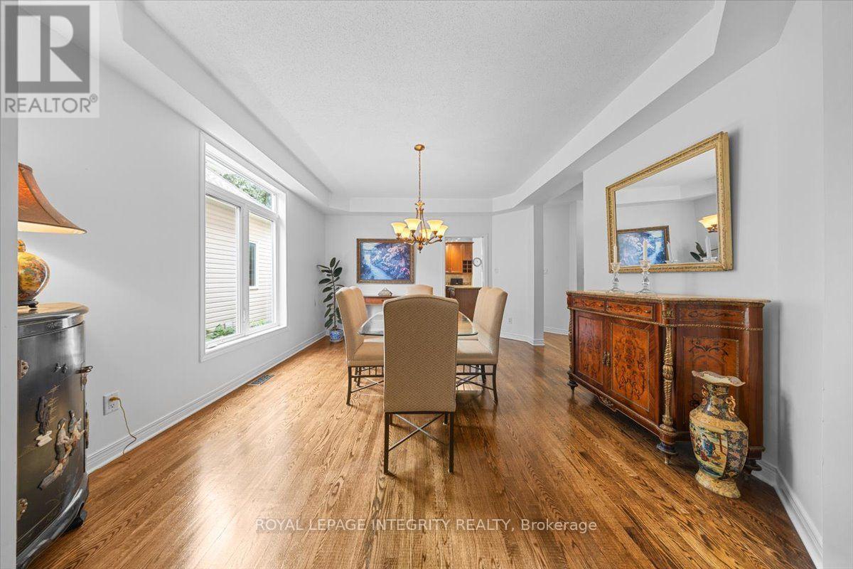 40 Bon Echo Crescent, Ottawa, Ontario  K2M 2W6 - Photo 8 - X13689308