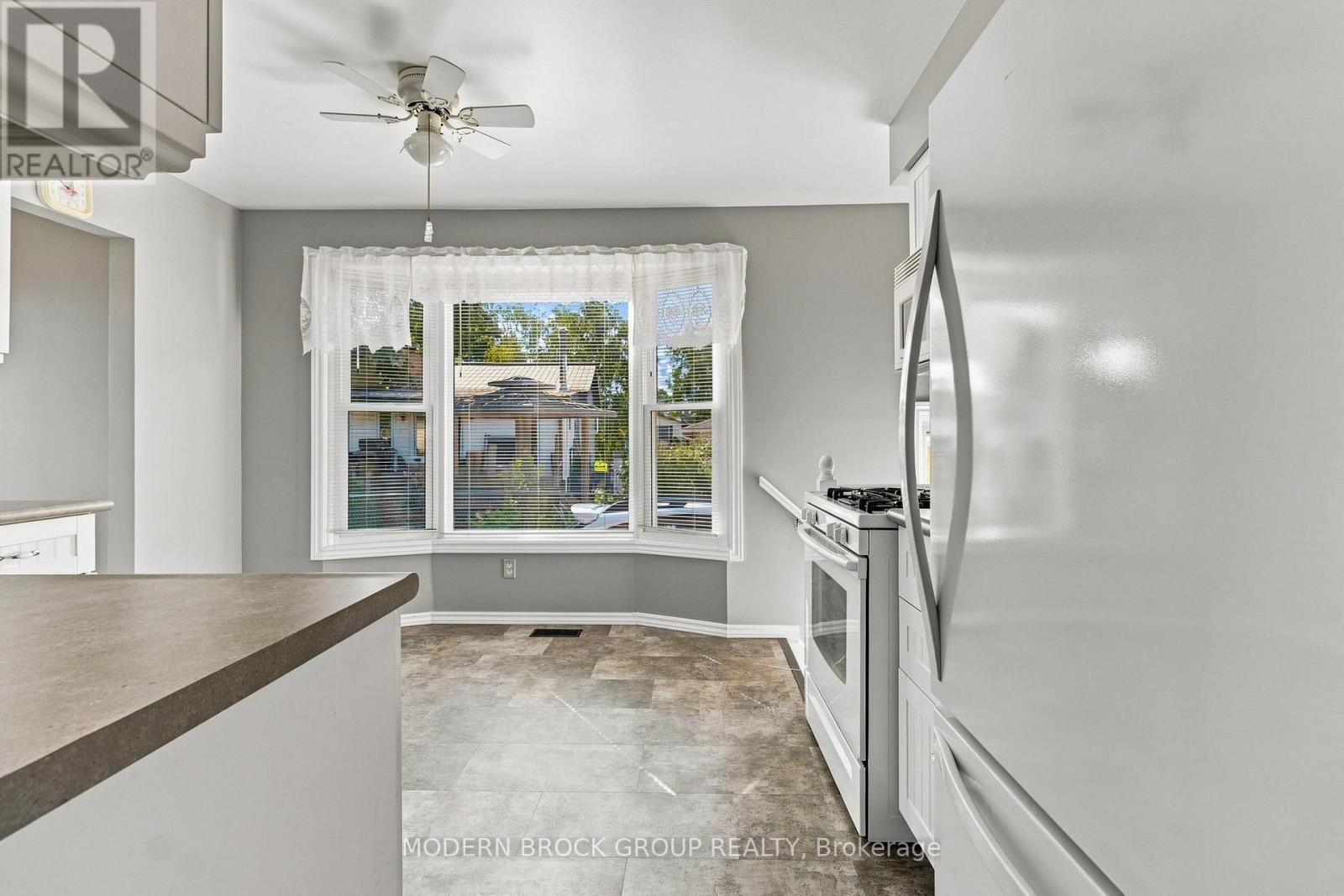 1610 Kensington Parkway, Brockville, Ontario  K6V 6J2 - Photo 11 - X13689312