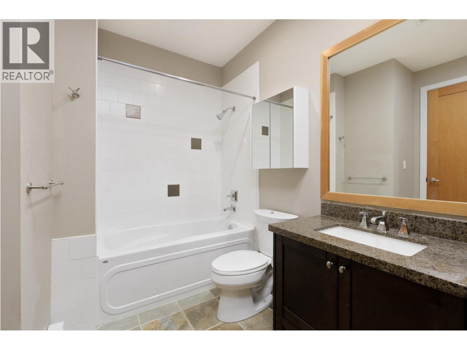 209 240 Salter Street, New Westminster, British Columbia  V3M 0C1 - Photo 7 - R3156912