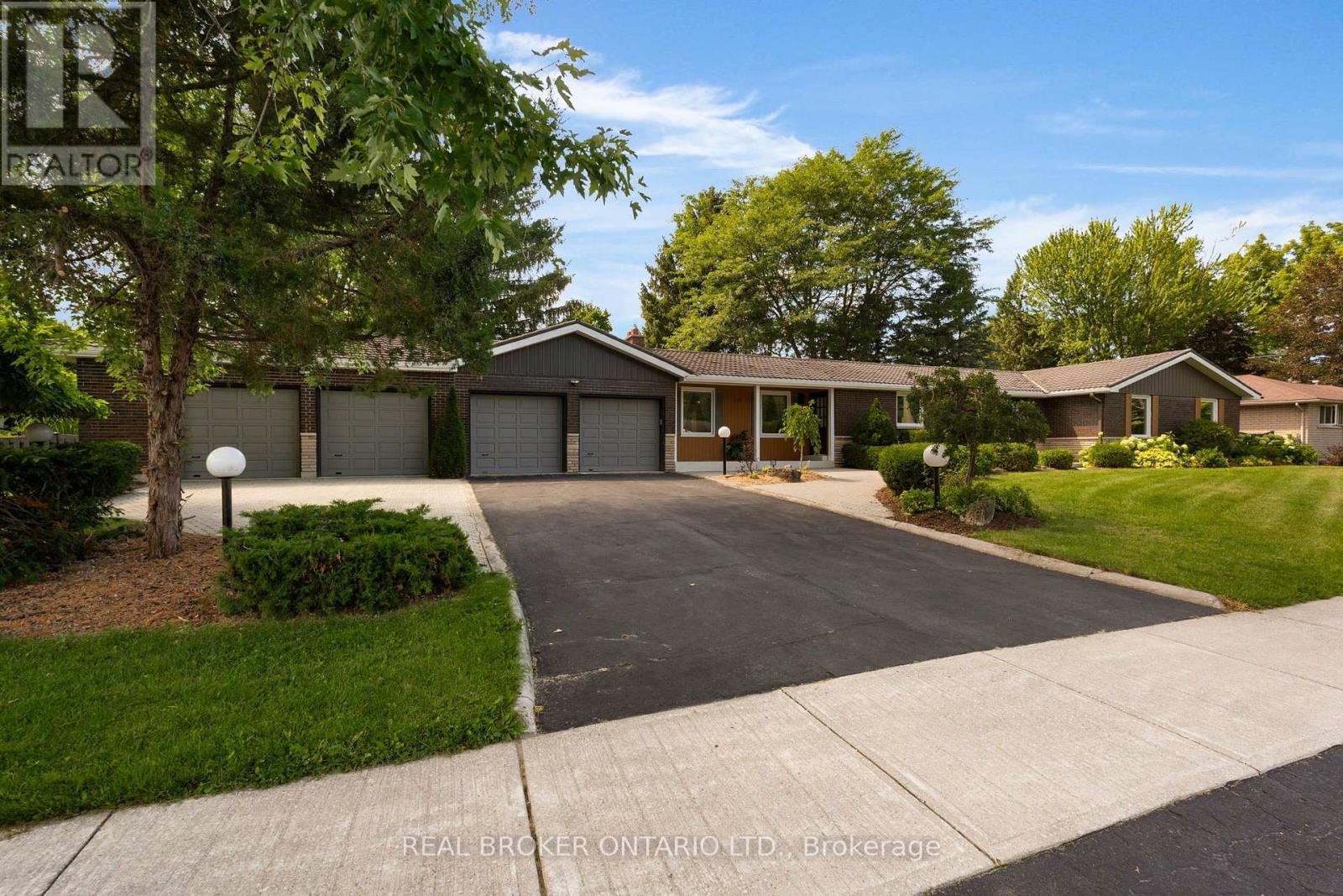 158 Church Street N, New Tecumseth, Ontario  L9R 1M5 - Photo 3 - N13689342