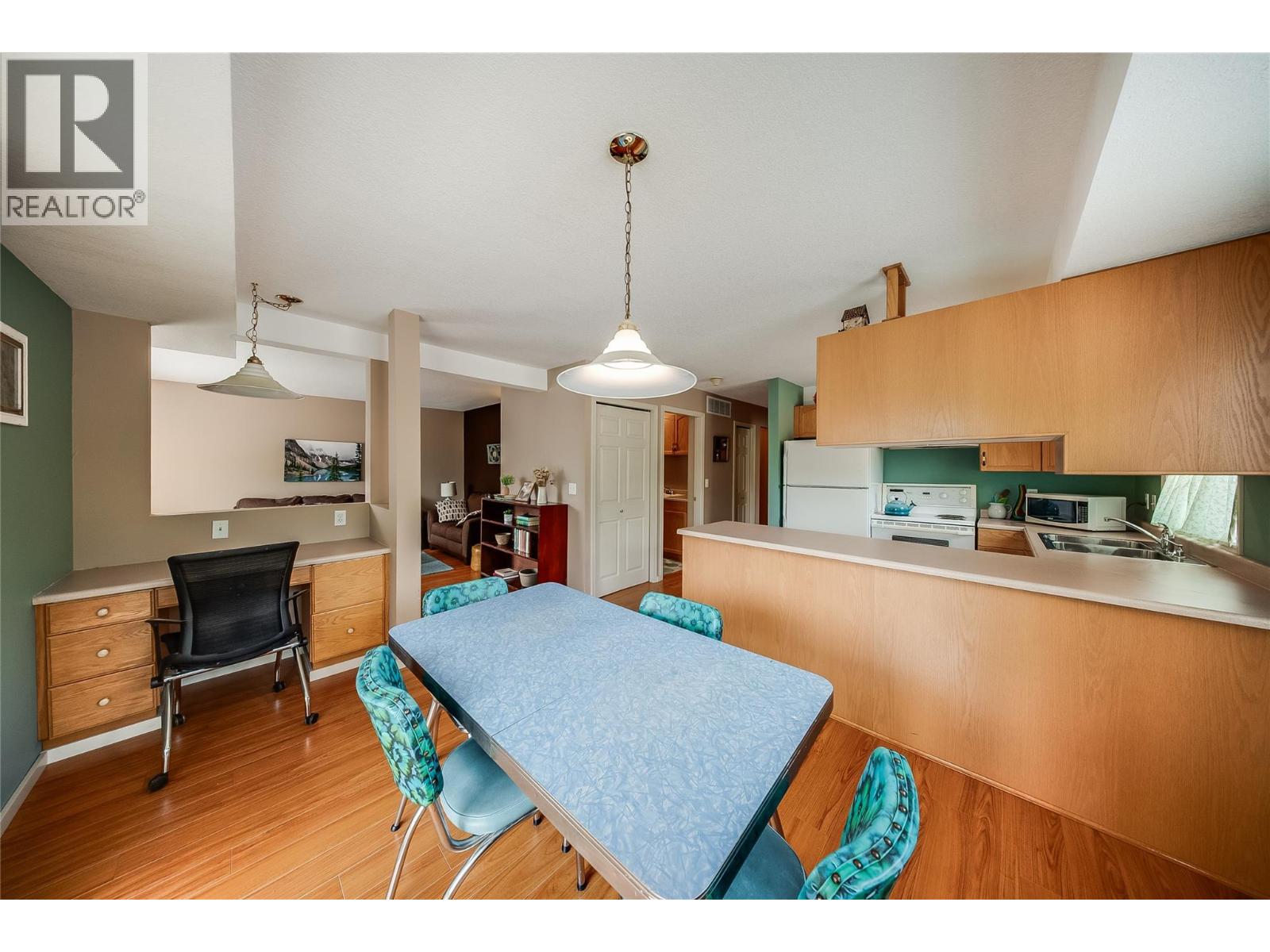 573 10th Avenue Unit# 4, Castlegar, British Columbia  V1N 1K6 - Photo 17 - 10398081
