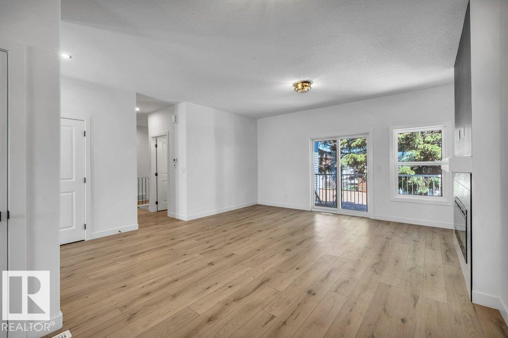 Unknown Address, ,    - Photo 18 - E4504403