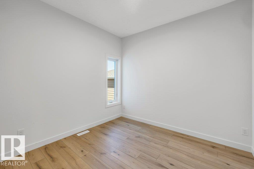 Unknown Address, ,    - Photo 33 - E4504403
