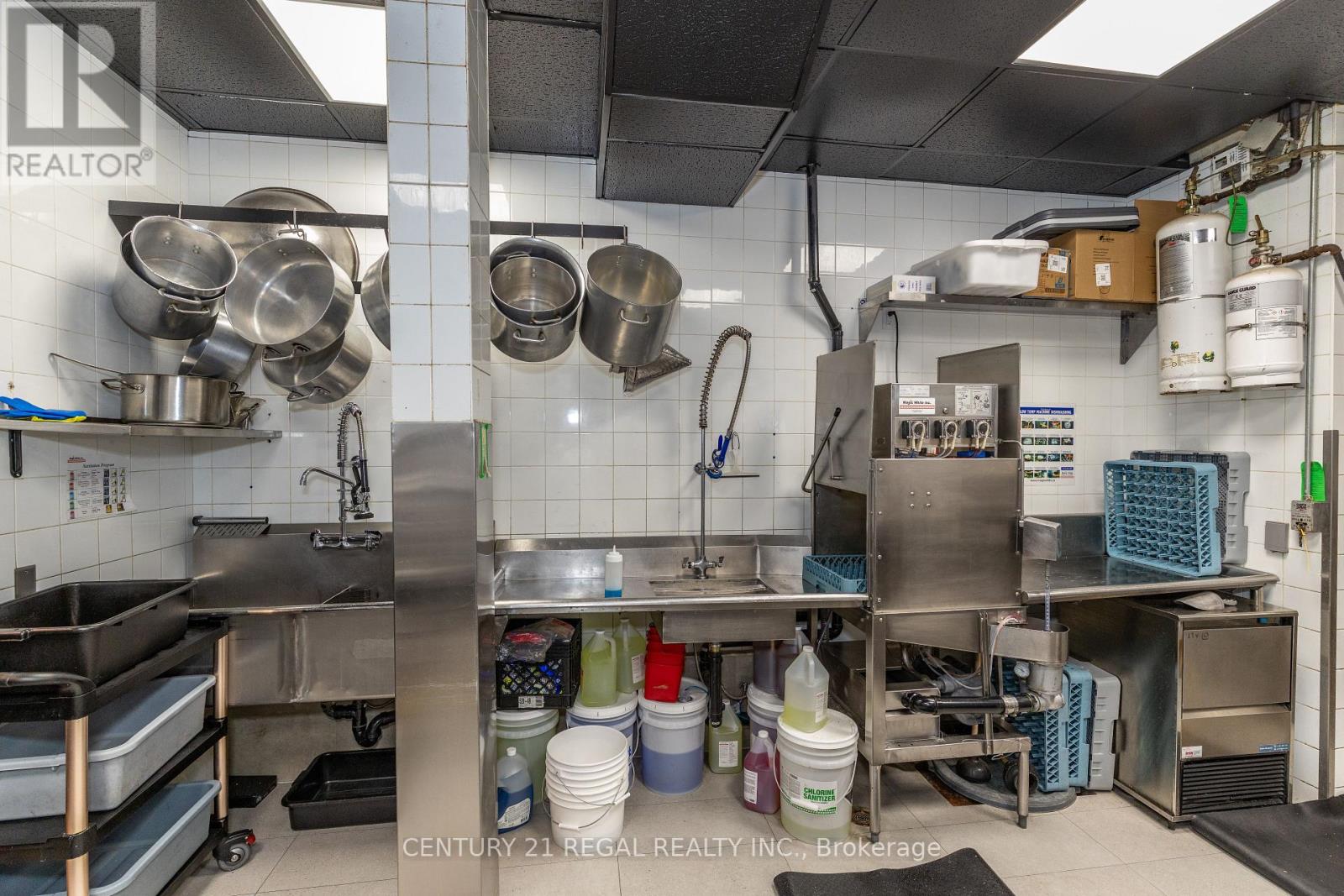 1444 Dupont Street, Toronto, Ontario  M6P 4H3 - Photo 20 - W13624890