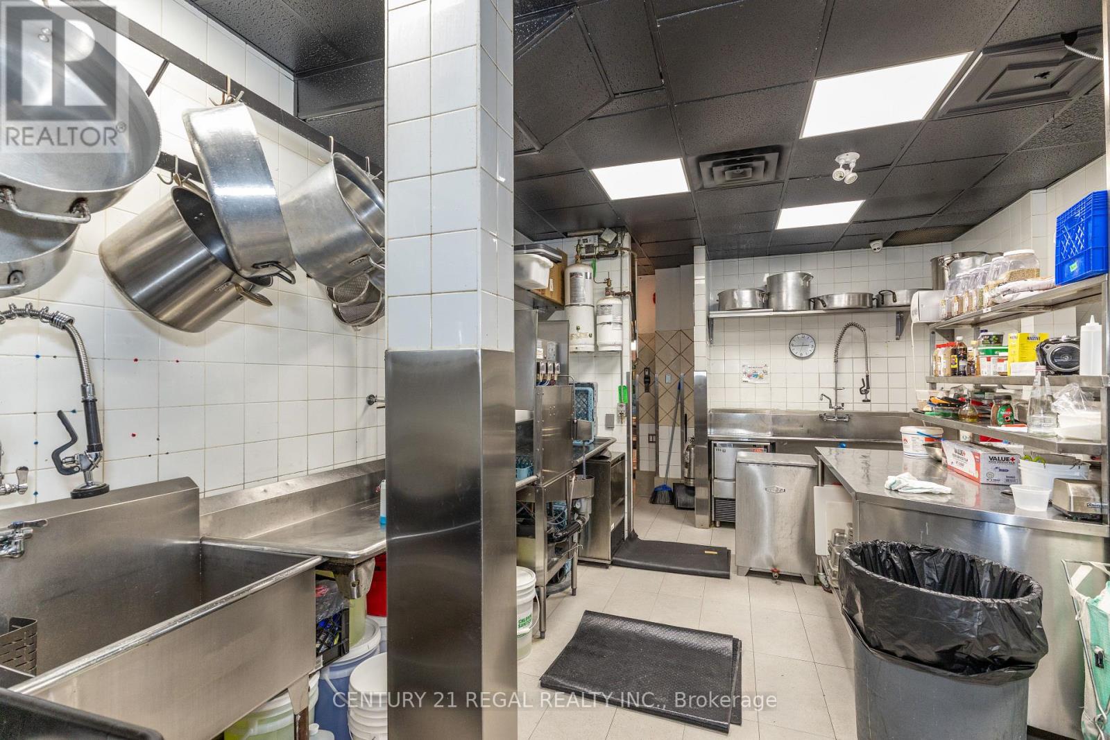 1444 Dupont Street, Toronto, Ontario  M6P 4H3 - Photo 22 - W13624890
