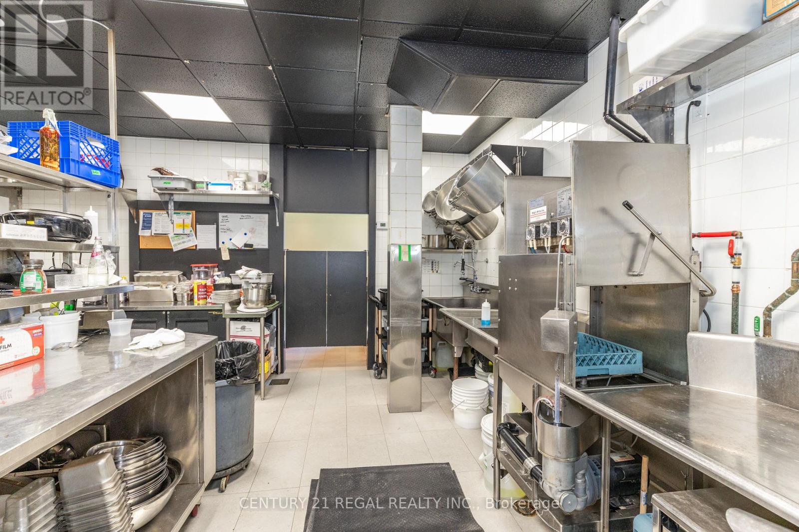 1444 Dupont Street, Toronto, Ontario  M6P 4H3 - Photo 23 - W13624890