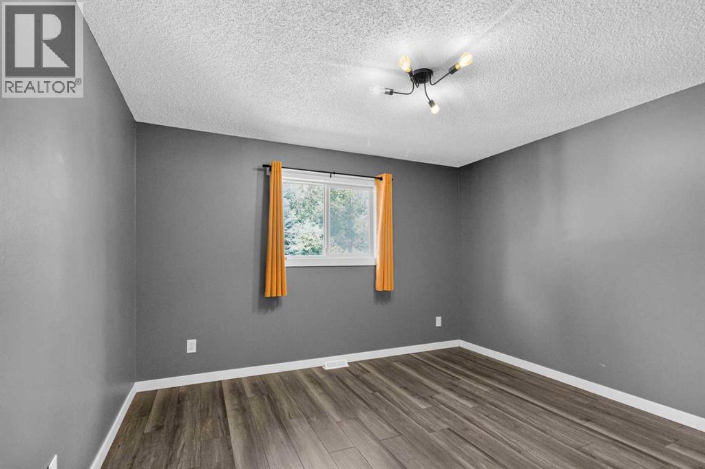 189 Ball Place, Fort Mcmurray, Alberta  T9K 2A6 - Photo 19 - A2336903