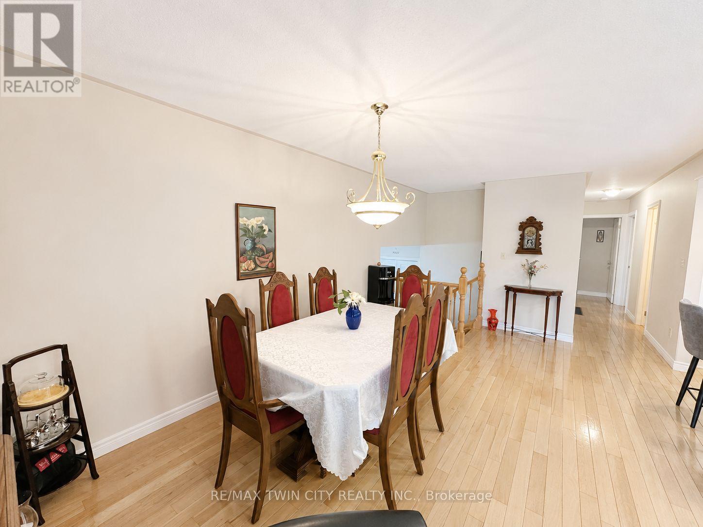 36 Oakhill Drive N, Brantford, Ontario  N3T 1R1 - Photo 19 - X13689326