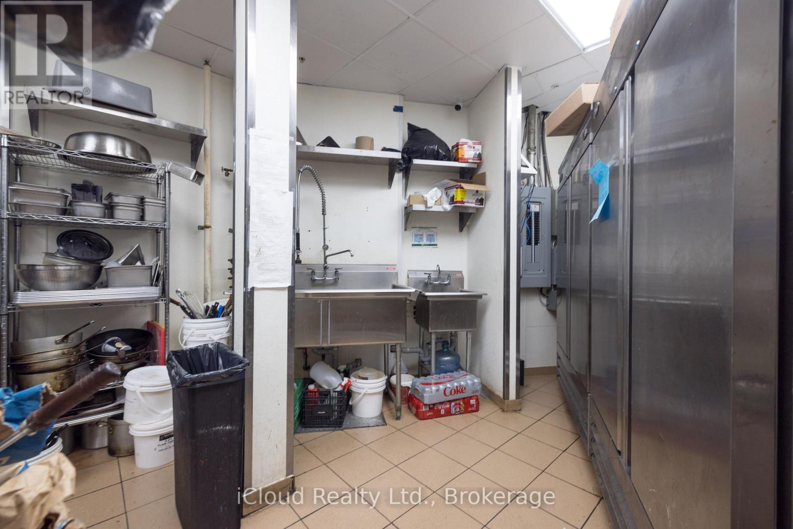 211 - 1105 Wellington Road, London South, Ontario  N6E 1V4 - Photo 13 - X13689334
