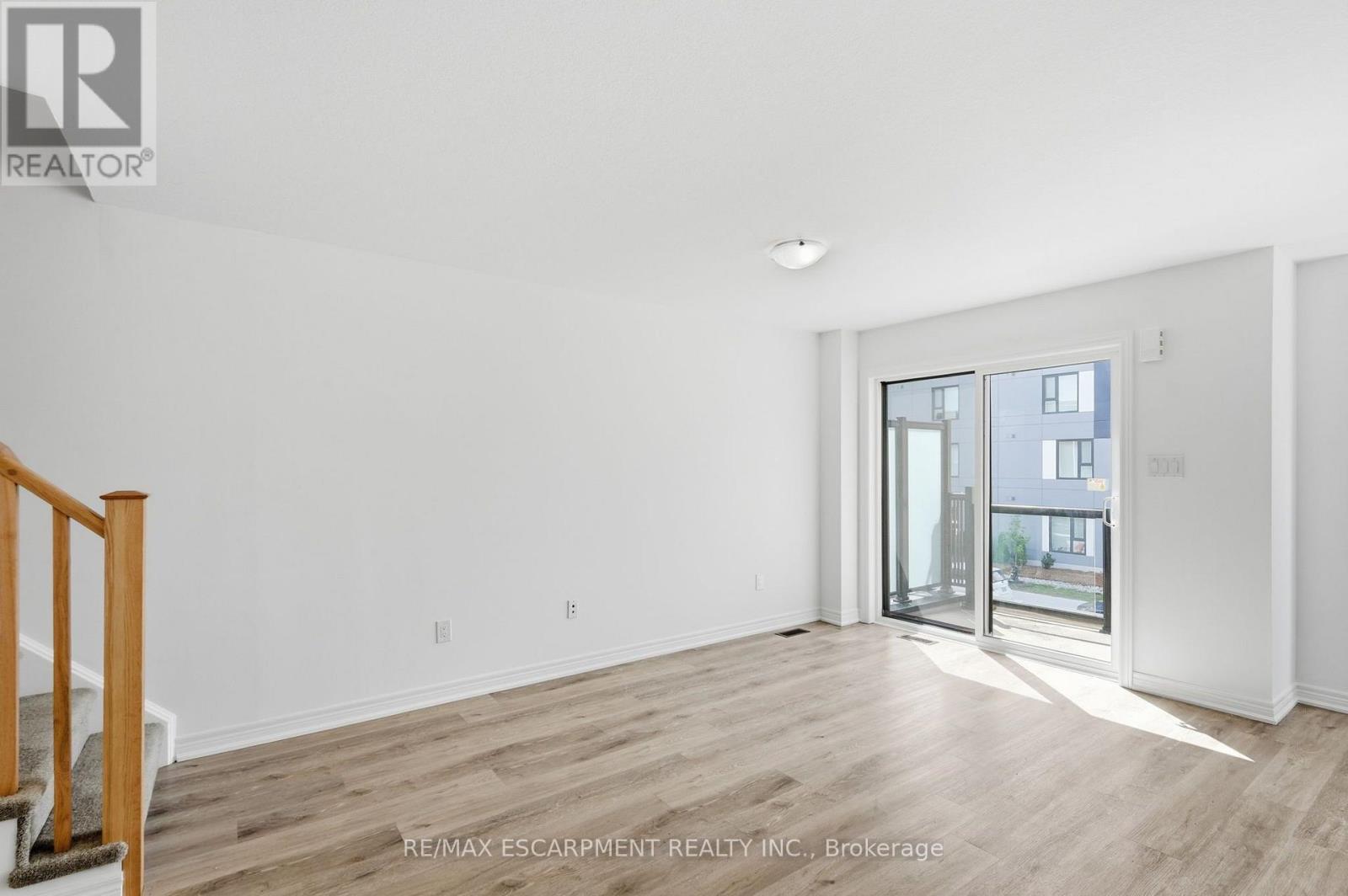 119 - 19 Roxanne Drive, Hamilton, Ontario  L8H 0B6 - Photo 7 - X13689348