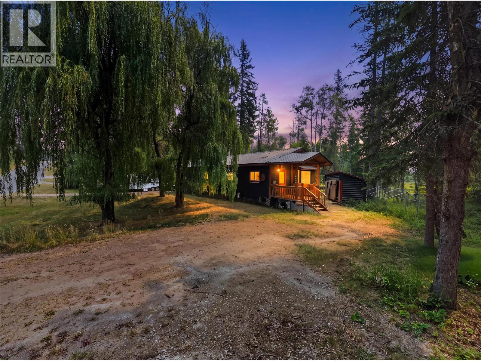 6365 Murray Road, Jaffray, British Columbia V0B 1T0 - Photo 3 - 10397903