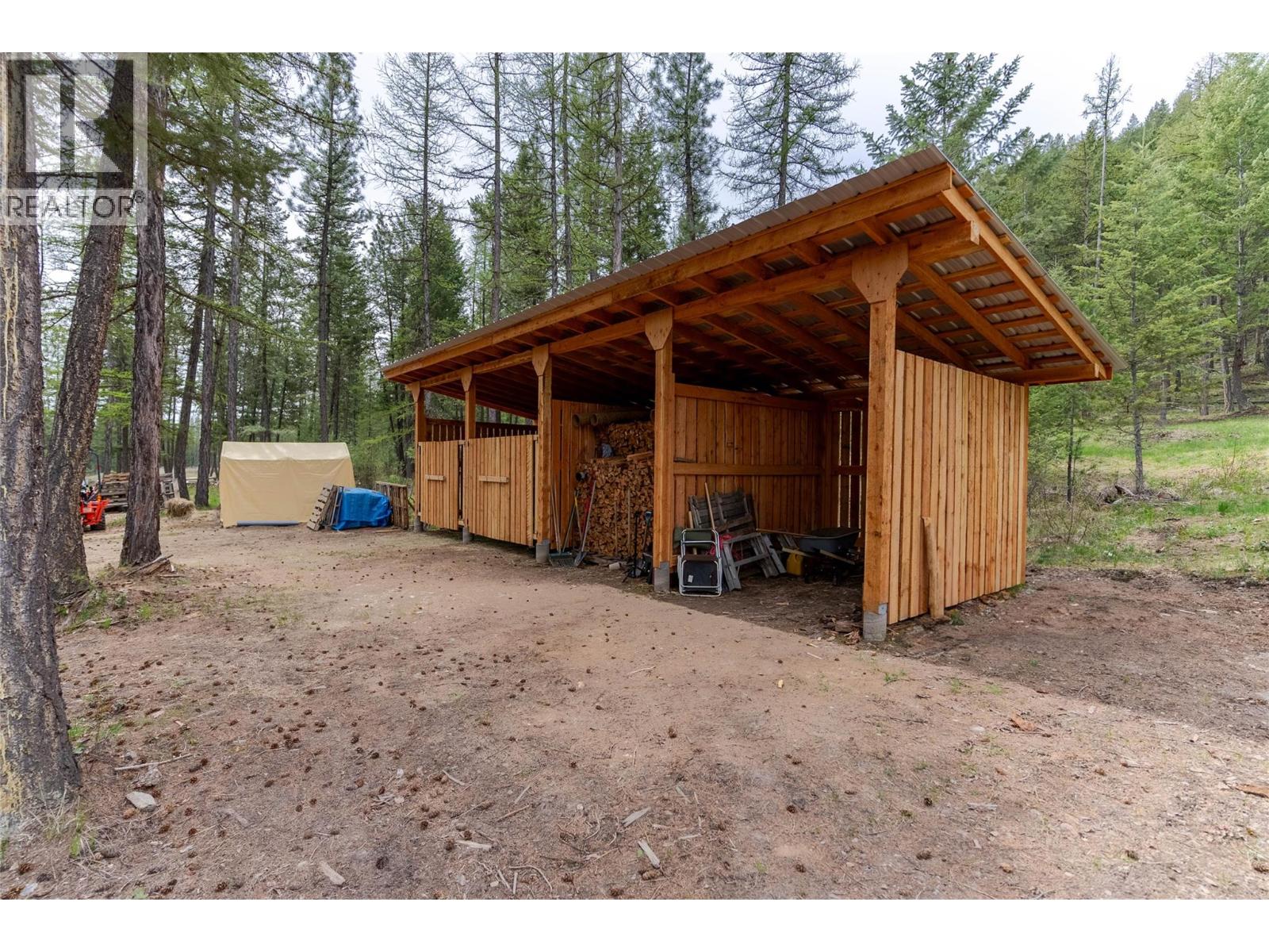 4165 93 Highway, Grasmere, British Columbia  V0B 1R0 - Photo 72 - 10398125