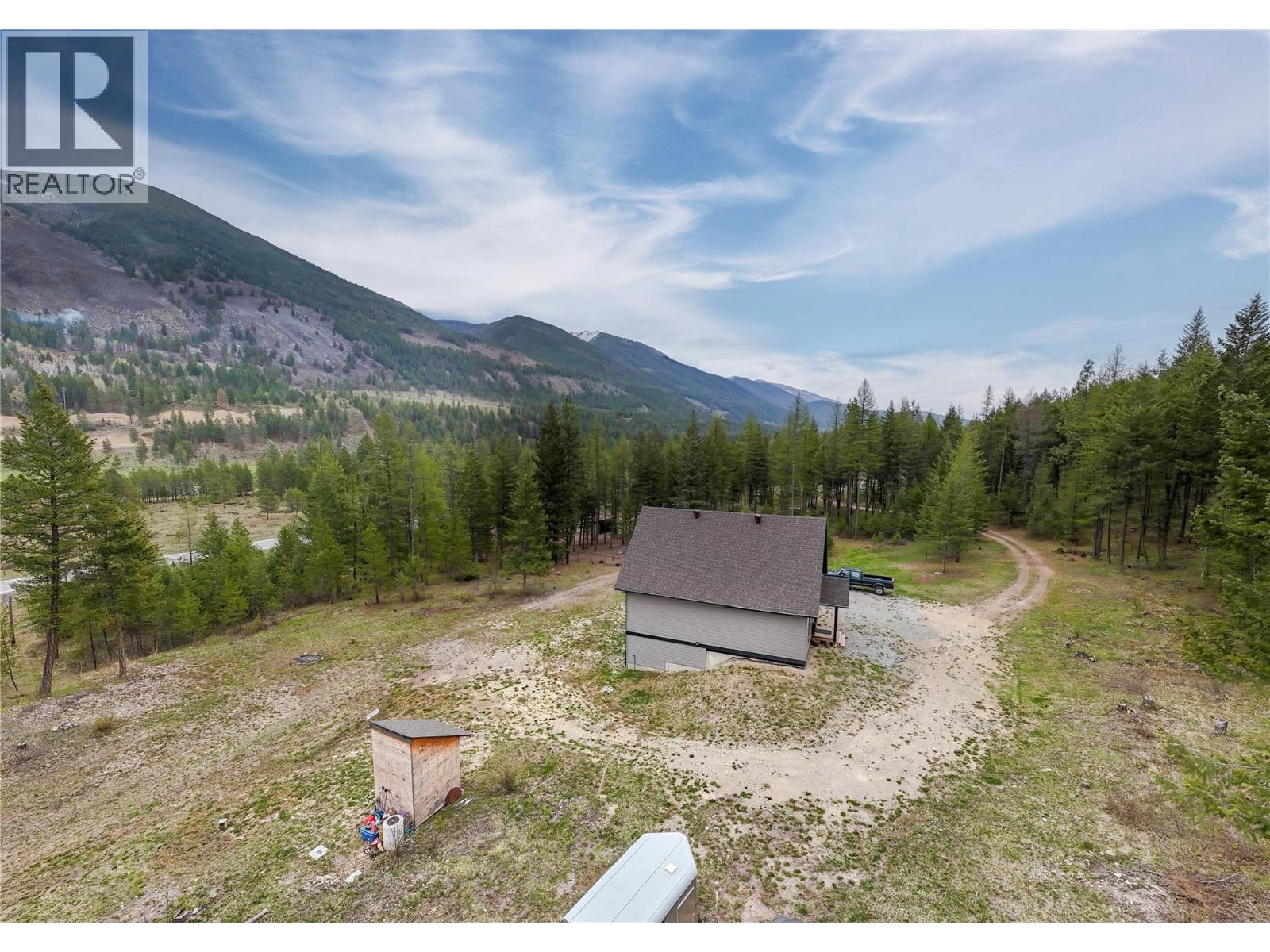 4165 93 Highway, Grasmere, British Columbia  V0B 1R0 - Photo 64 - 10398125