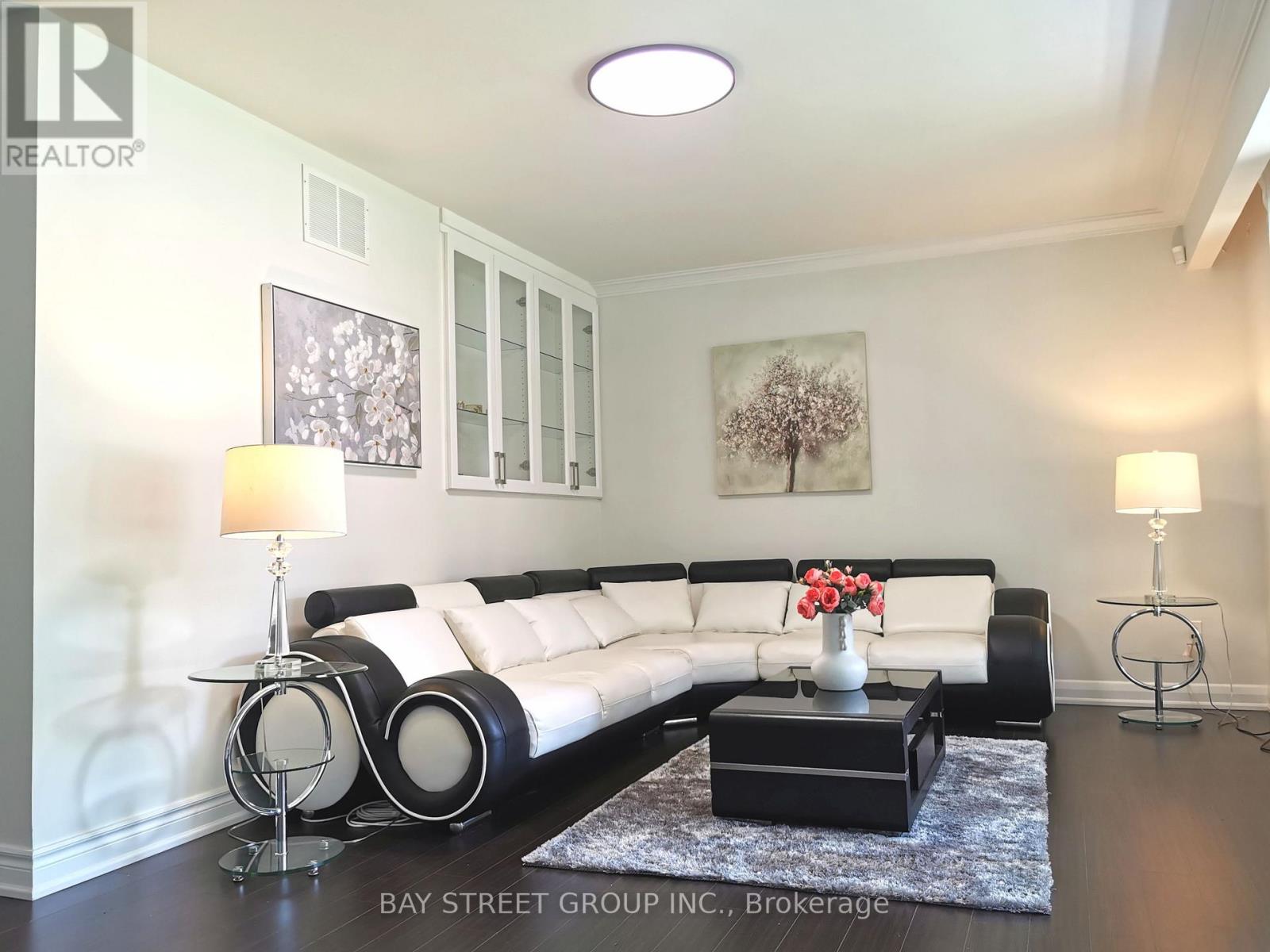 67 Burbank Drive, Toronto, Ontario M2K 1N3 - Photo 6 - C13685632
