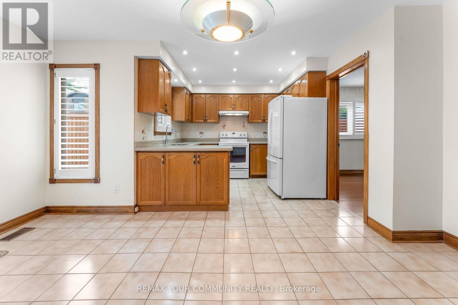 4 Tomel Court, Caledon, Ontario  L7E 1B2 - Photo 18 - W13686316