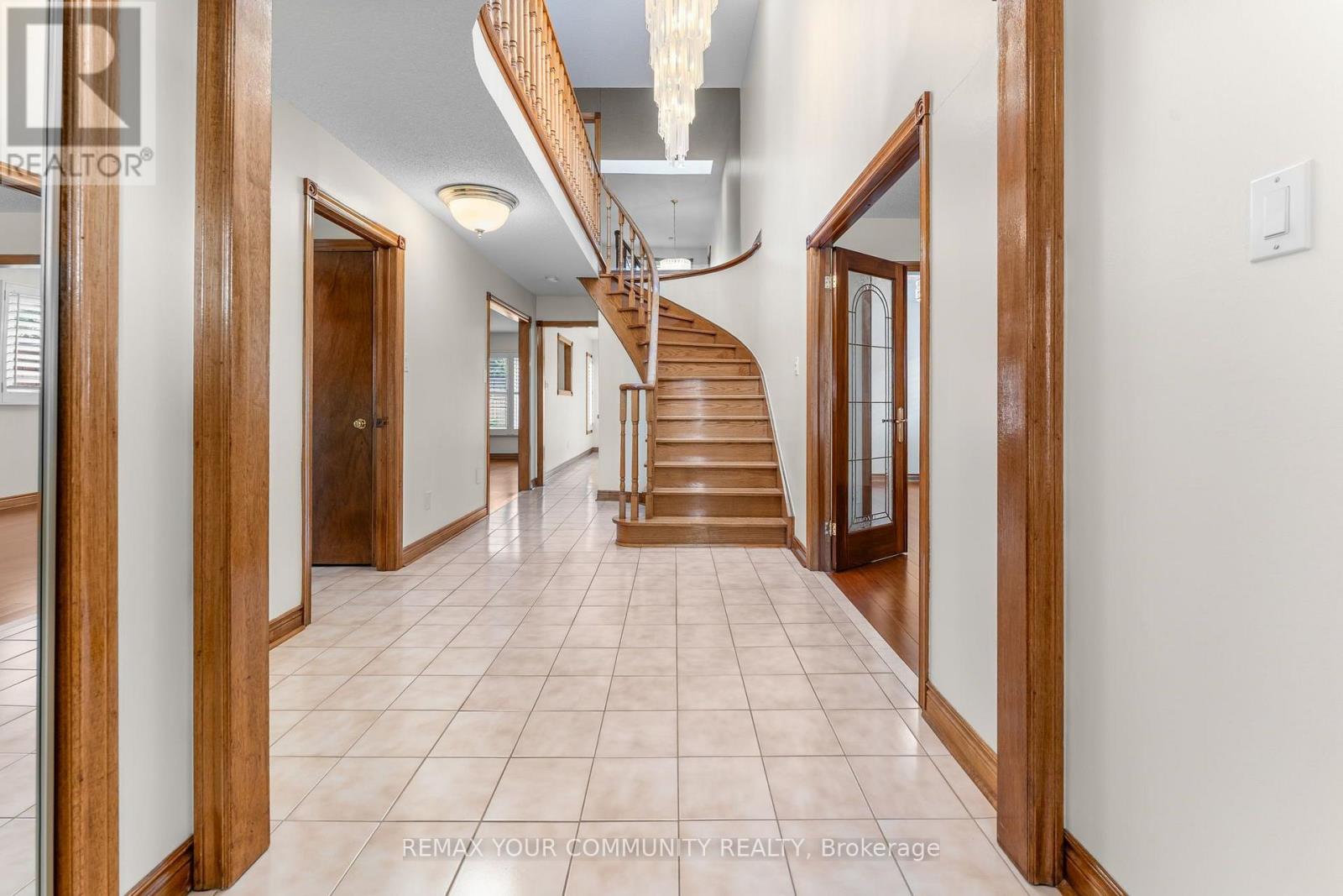 4 Tomel Court, Caledon, Ontario  L7E 1B2 - Photo 7 - W13686316