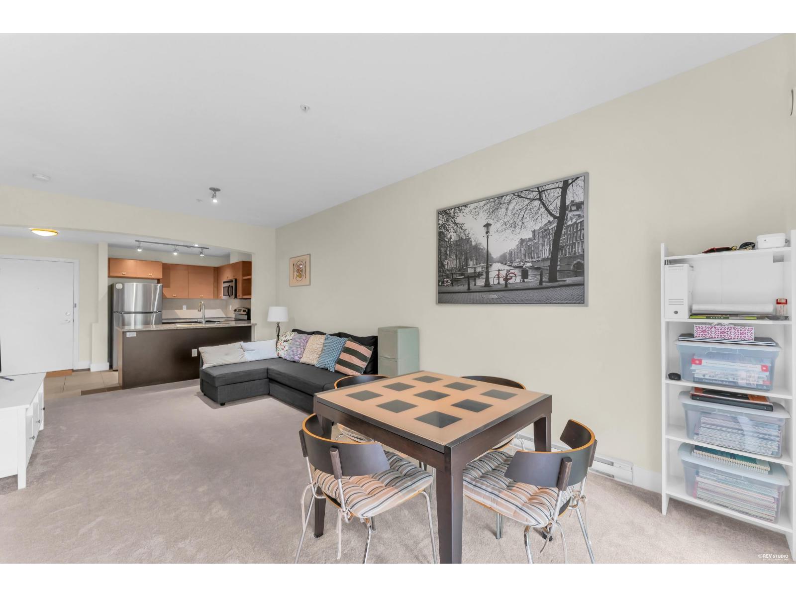 329 6628 120 Street, Surrey, British Columbia  V3W 1T7 - Photo 3 - R3156803