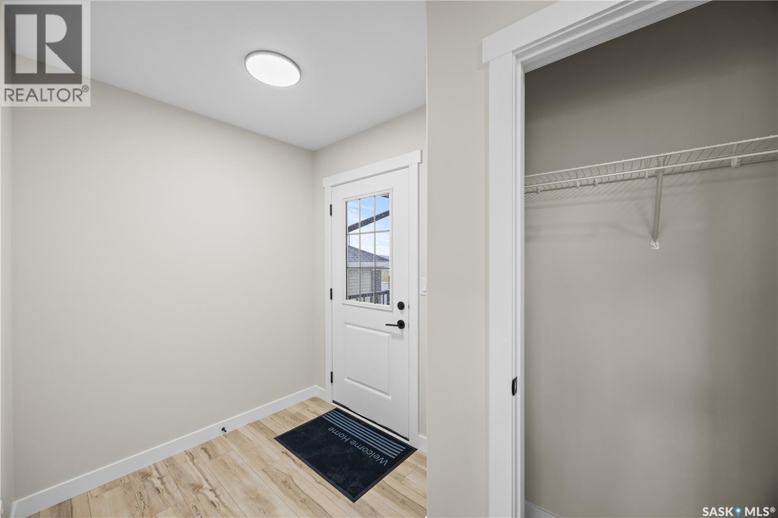 286 Froese Crescent, Warman, Saskatchewan  S0K 4S3 - Photo 4 - SK045951