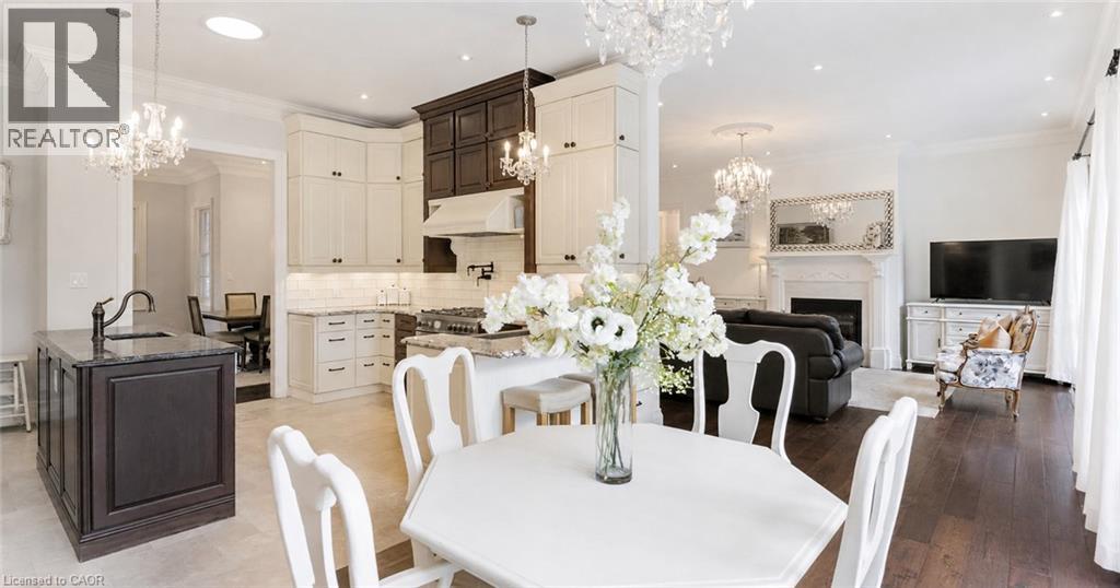 2073 Deramore Drive, Oakville, Ontario  L6J 2P7 - Photo 11 - 40853020