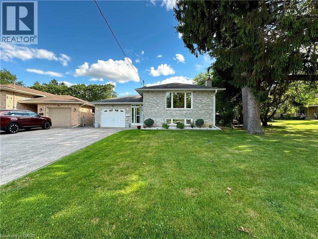 36 OAKHILL Drive, Brantford, Ontario