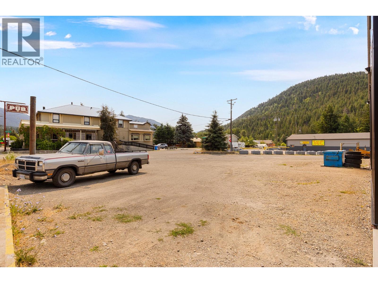 5755 97 Highway, Falkland, British Columbia  V0E 1W0 - Photo 45 - 10398119