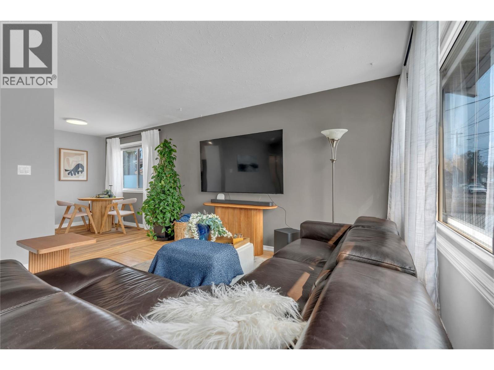 367 Douglas Avenue, Penticton, British Columbia  V2A 2V1 - Photo 10 - 10396347