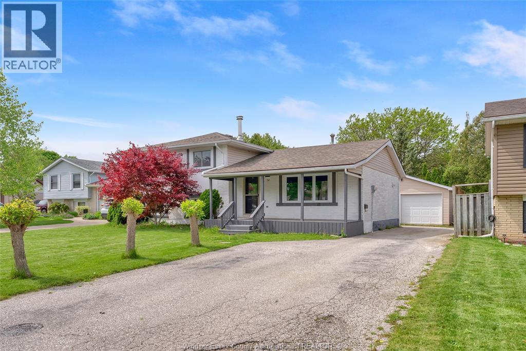 74 Chestnut Drive, Chatham, Ontario  N7M 4Z1 - Photo 2 - 26020181