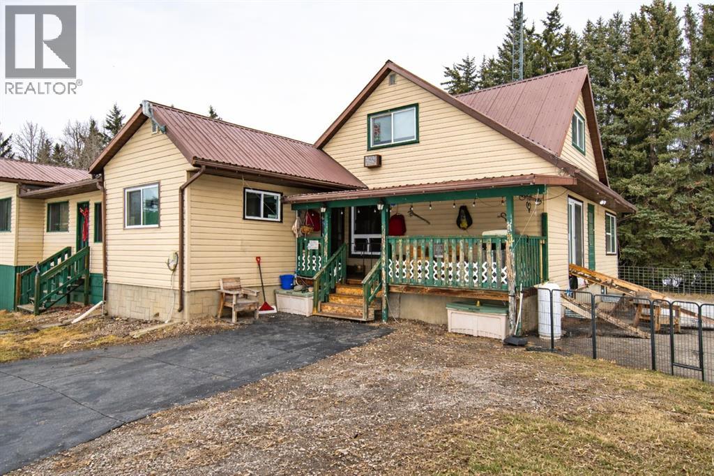 274052 Township Road 424, Rural Ponoka County, Alberta  T4J 1V9 - Photo 1 - A2283047