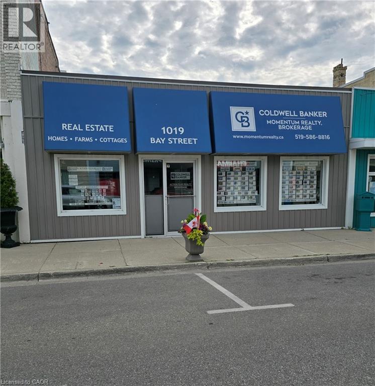 1019 BAY Street, Port Rowan, Ontario