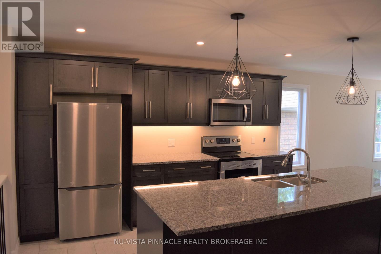 222 Cherry Street, Ingersoll, Ontario  N5C 1J2 - Photo 12 - X13689368