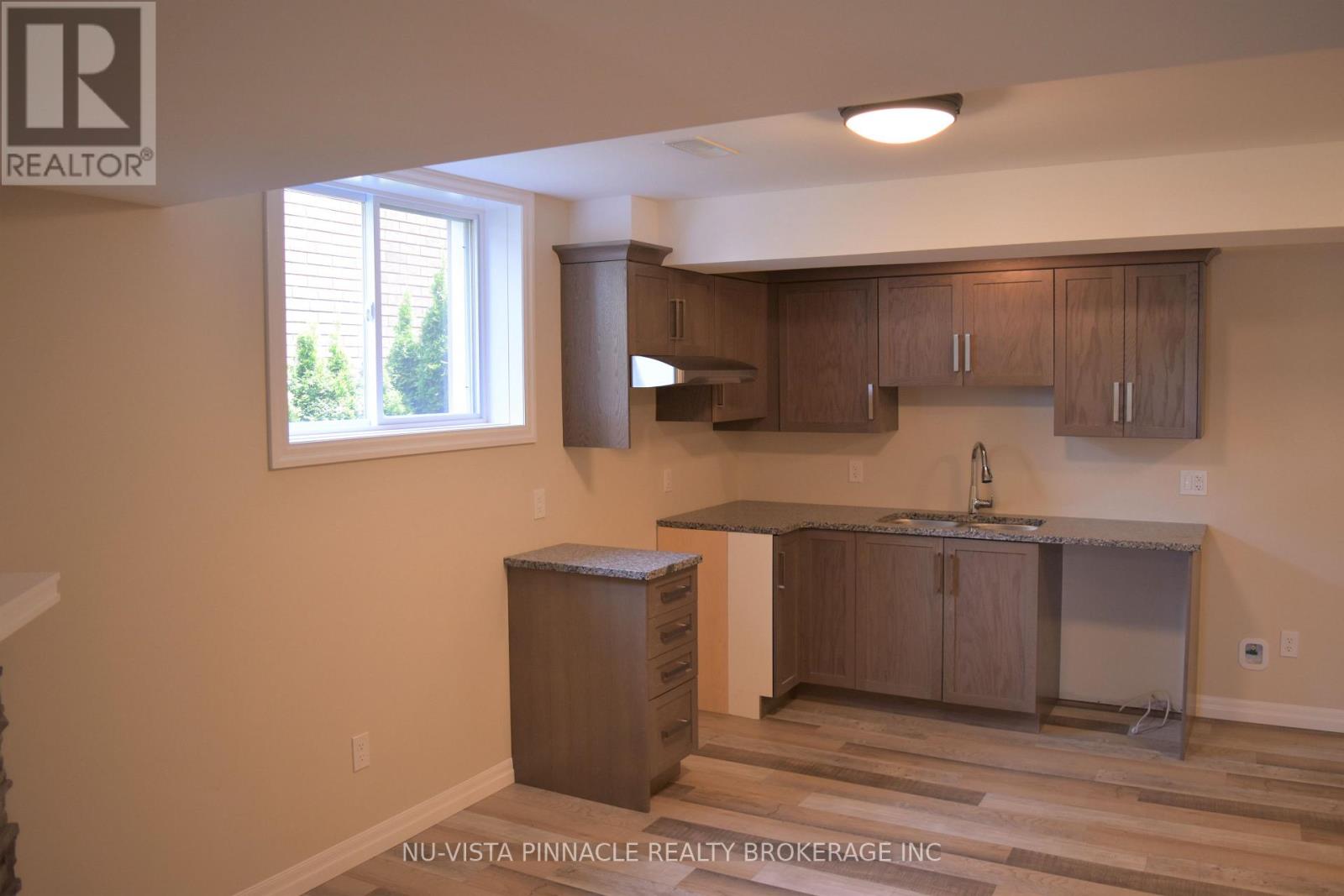 222 Cherry Street, Ingersoll, Ontario  N5C 1J2 - Photo 3 - X13689368