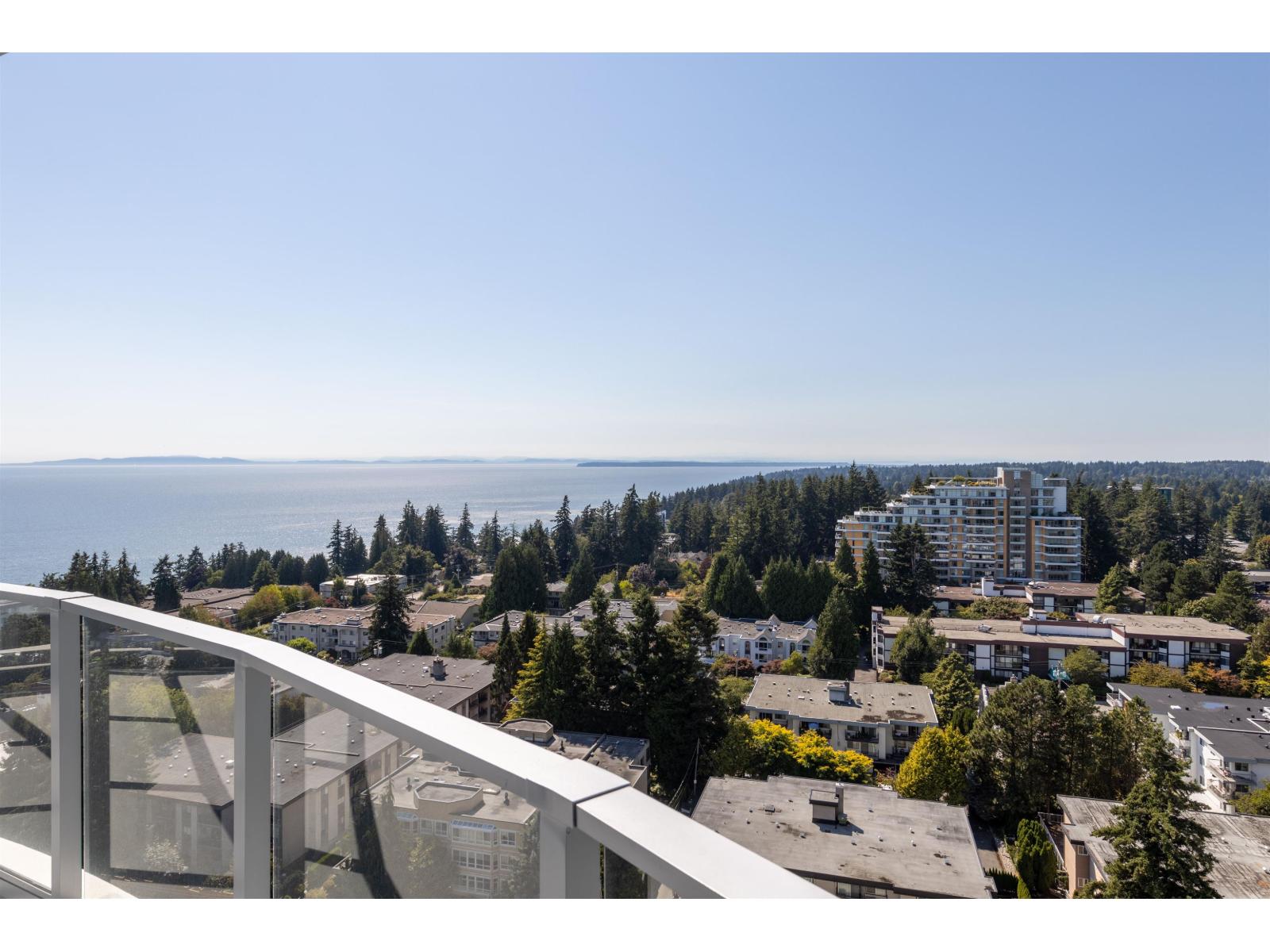 1501 1475 Foster Street, Surrey, British Columbia  V4B 0C9 - Photo 2 - R3147617