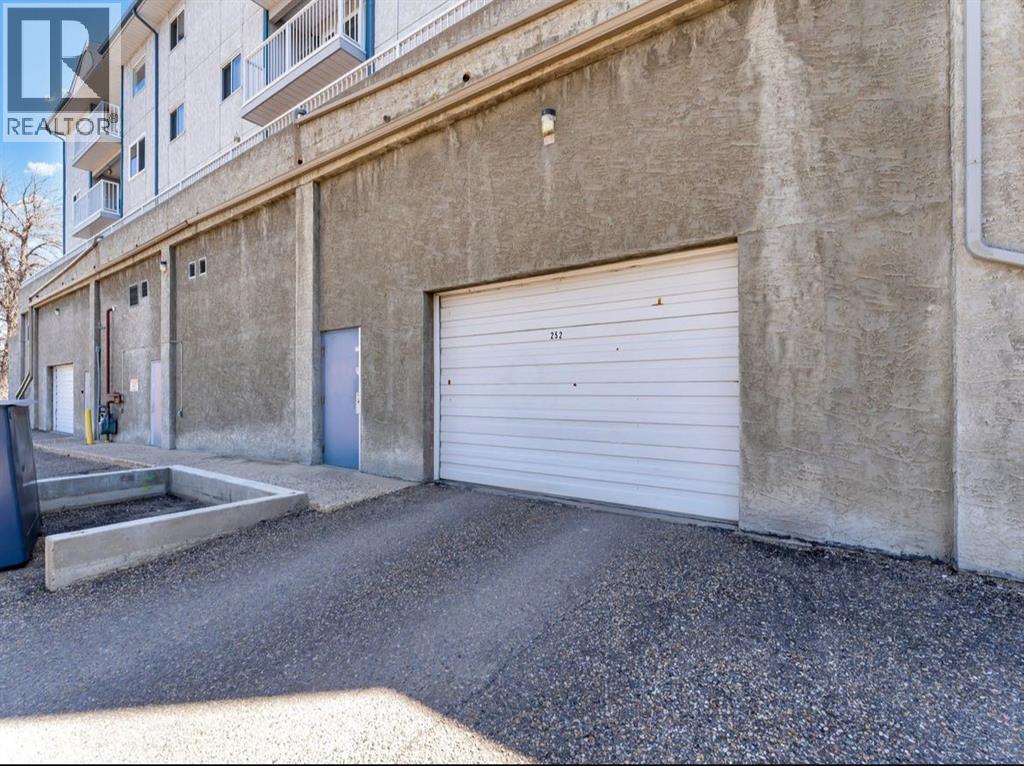 304, 252 4 Street SE, Medicine Hat, Alberta T1A 0K1 - Photo 39 - A2324602