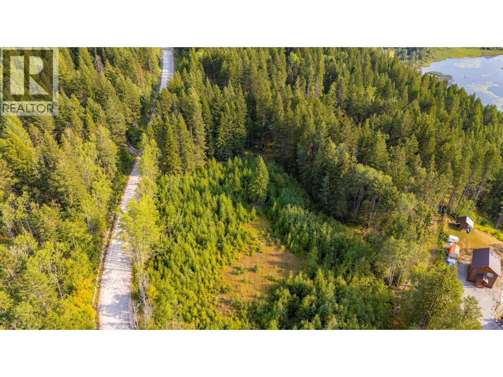 1396 Campbell Road, Golden, British Columbia  V0A 1H7 - Photo 7 - 10398160