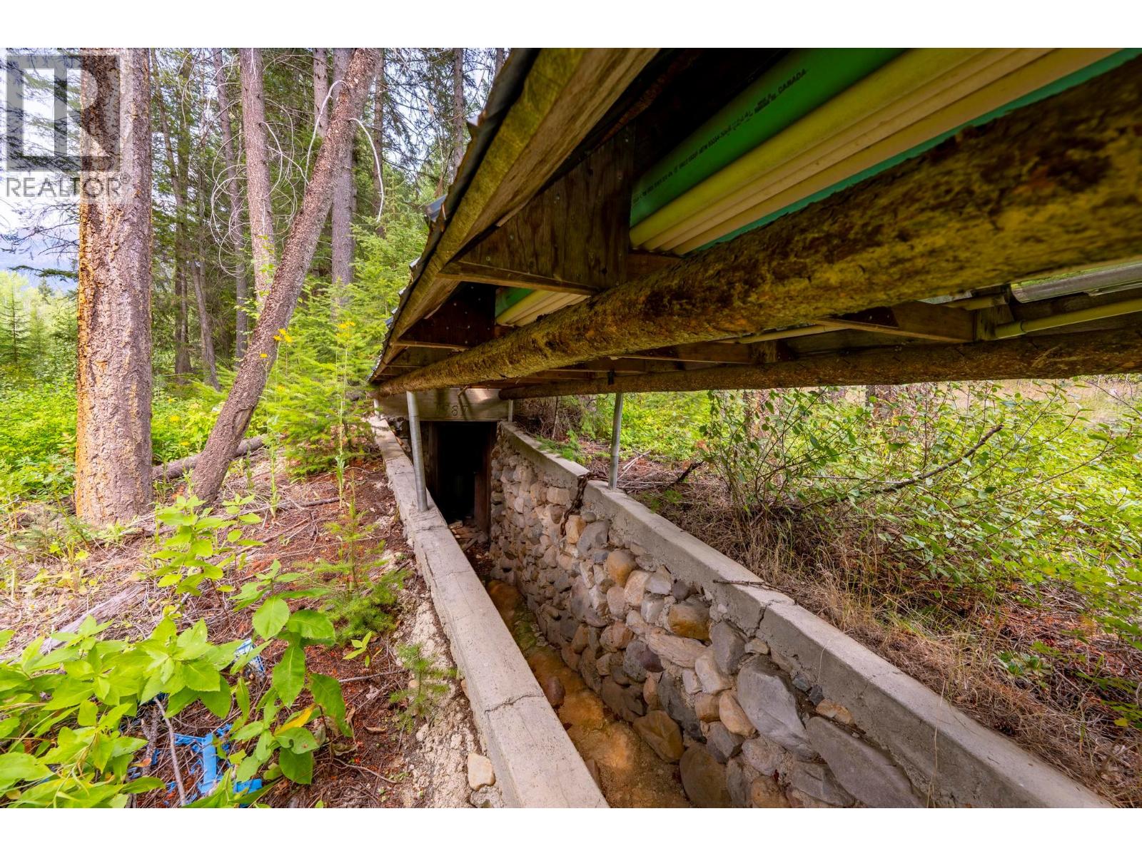 1396 Campbell Road, Golden, British Columbia  V0A 1H7 - Photo 43 - 10398160
