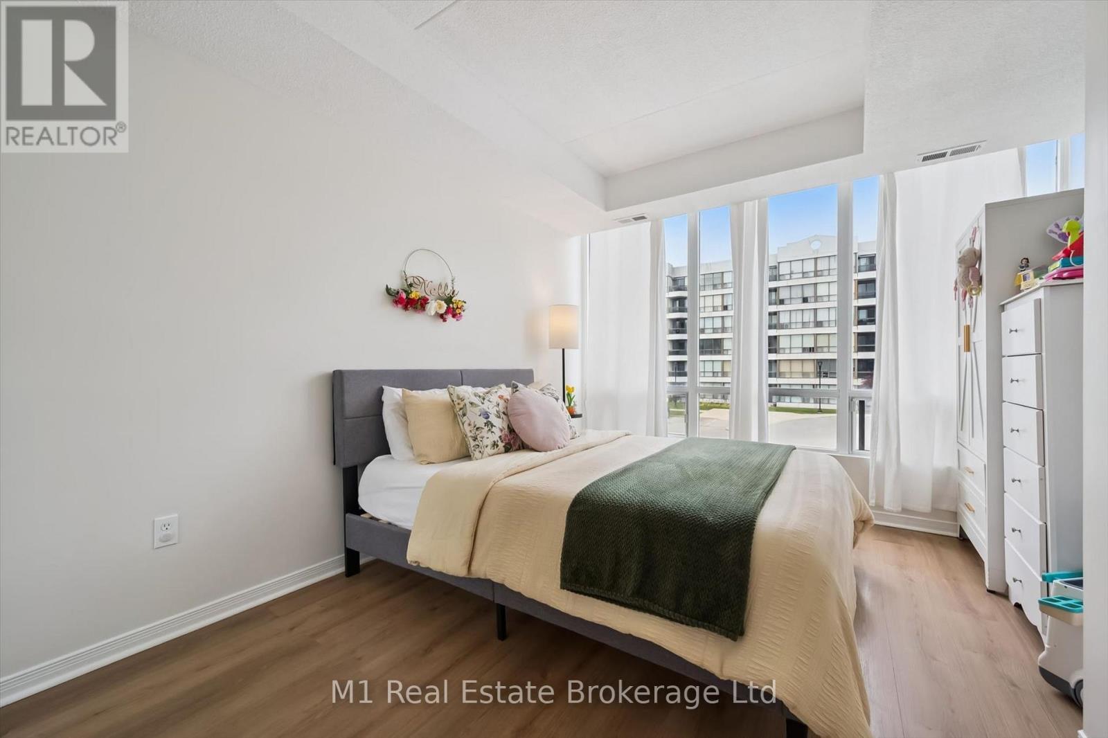 208 - 105 Bagot Street, Guelph, Ontario N1H 8H4 - Photo 2 - X13168038