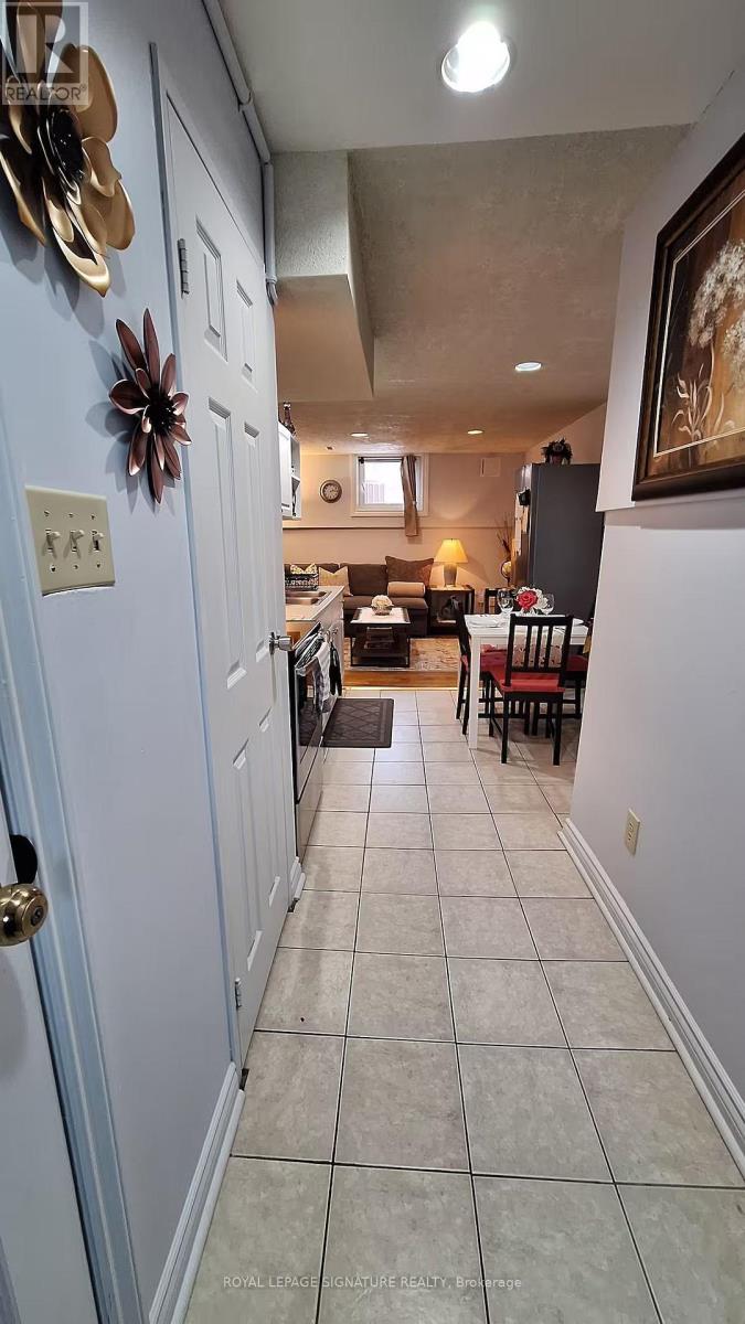 6 Blairville Street, Toronto, Ontario  M3H 5Y5 - Photo 6 - C13689372