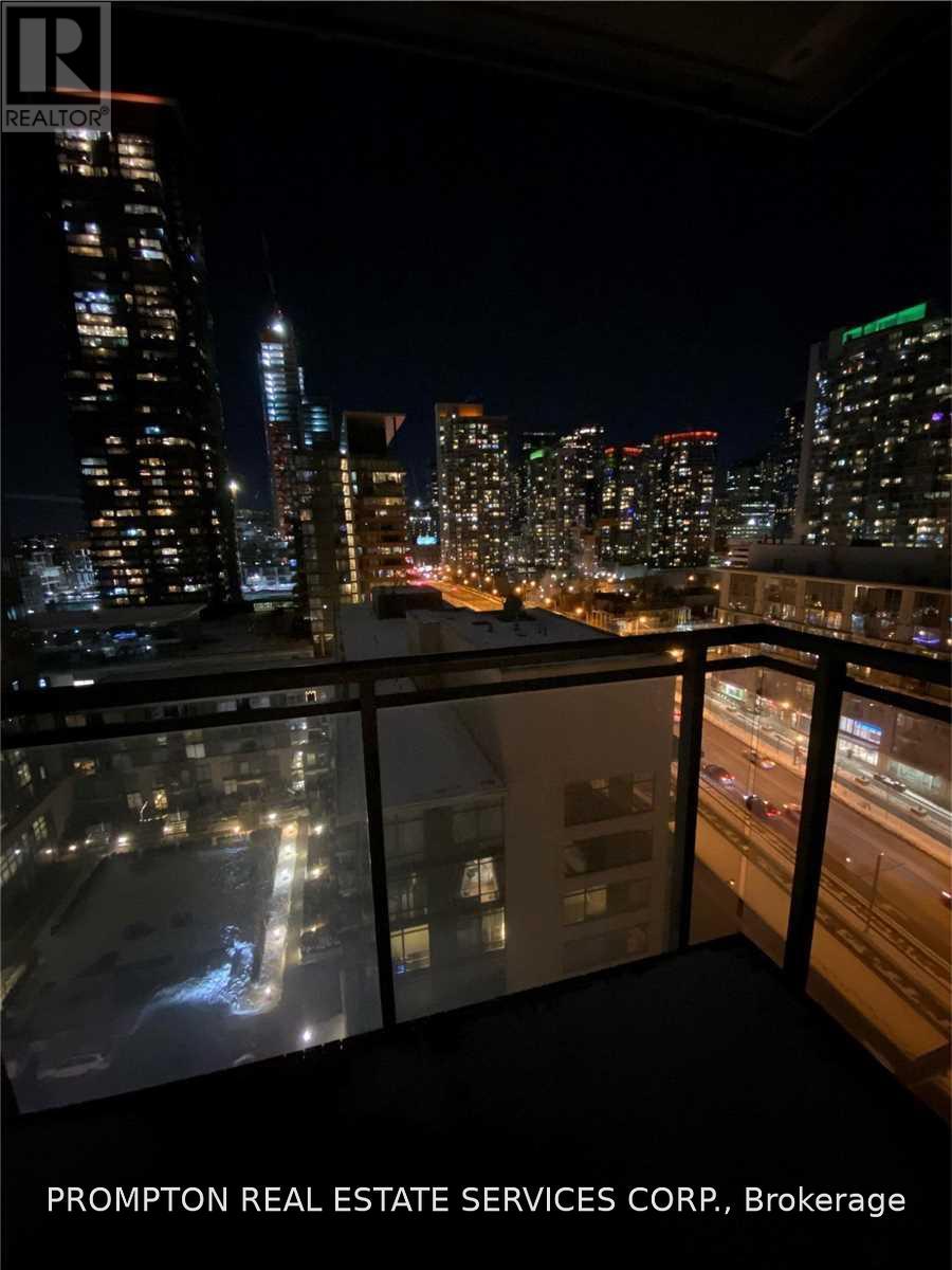 1605 - 11 Brunel Court, Toronto, Ontario  M5V 3Y3 - Photo 8 - C13689394