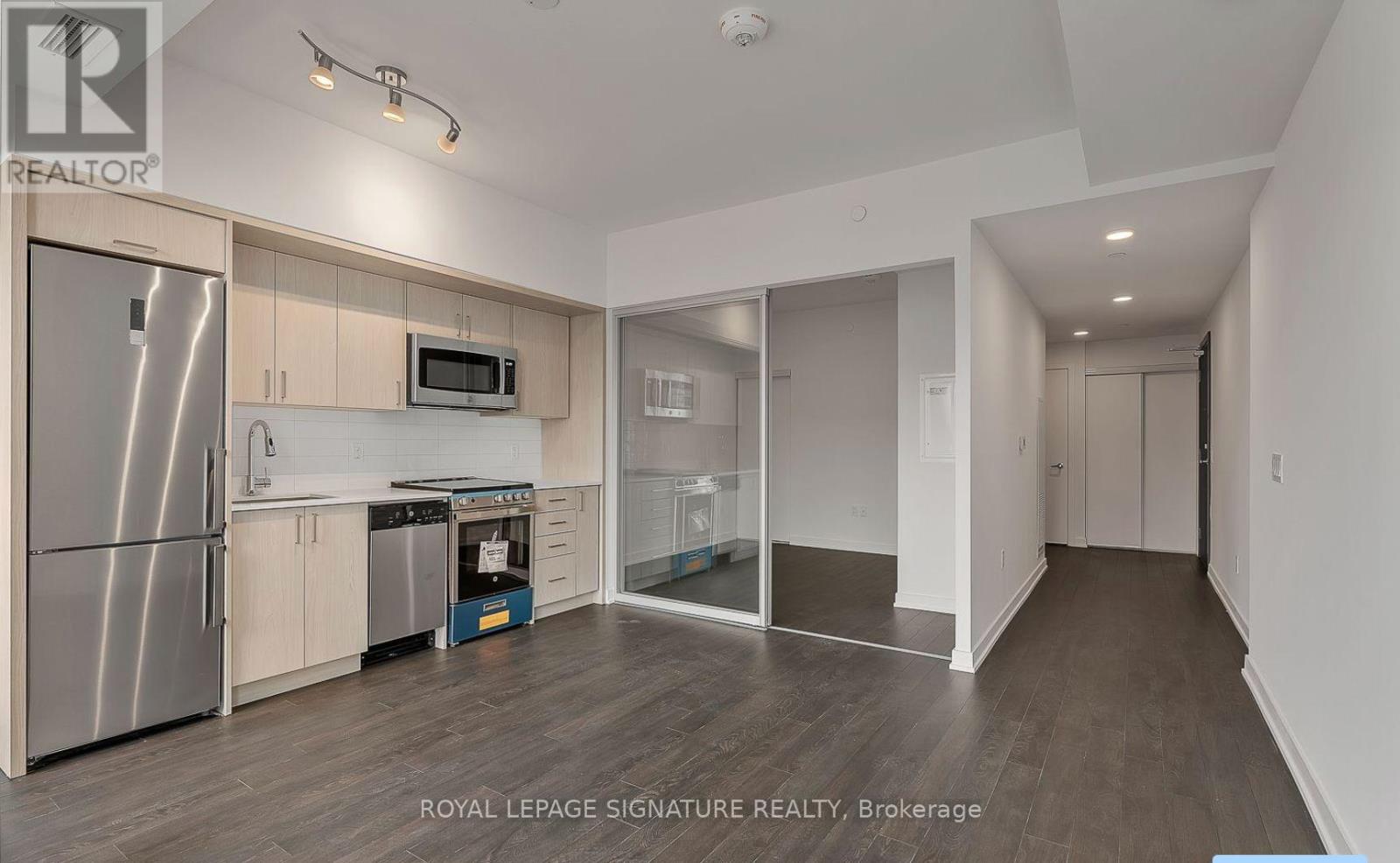 608 - 1 Cardiff Road E, Toronto, Ontario  M4P 1N3 - Photo 3 - C13689416