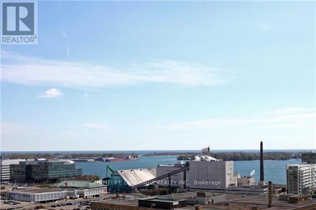 1811 - 8 The Esplanade, Toronto, Ontario  M5E 0A6 - Photo 12 - C13689438