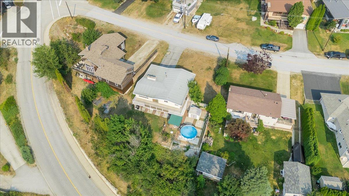 3613 9th Avenue, Castlegar, British Columbia  V1N 2Z6 - Photo 36 - 10398068