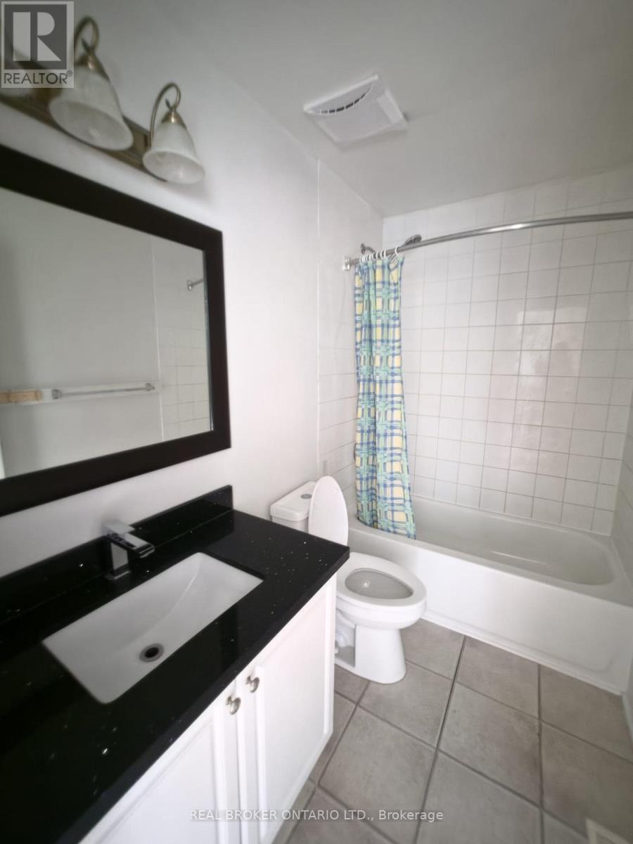 12 - 275 Blake Street, Barrie, Ontario  L4M 1K7 - Photo 7 - S13689428